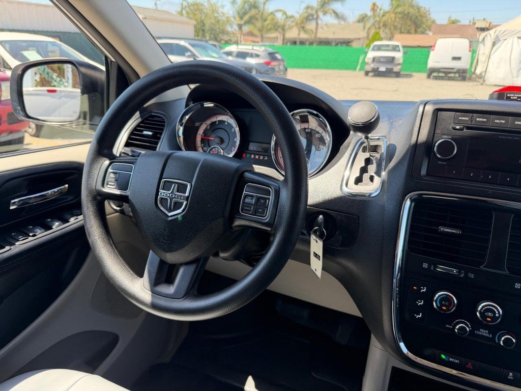 Used 2014 Dodge Grand Caravan SE w/ Quick Order Package 29E SE FWD image 28