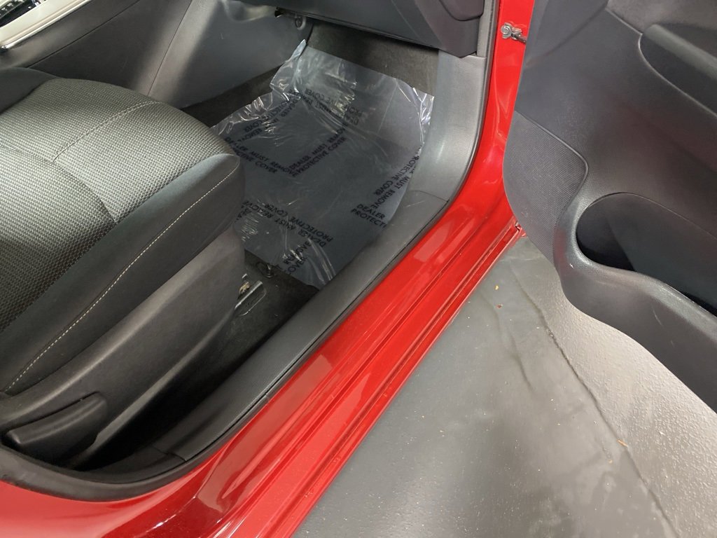 Used 2014 Nissan Sentra S image 30