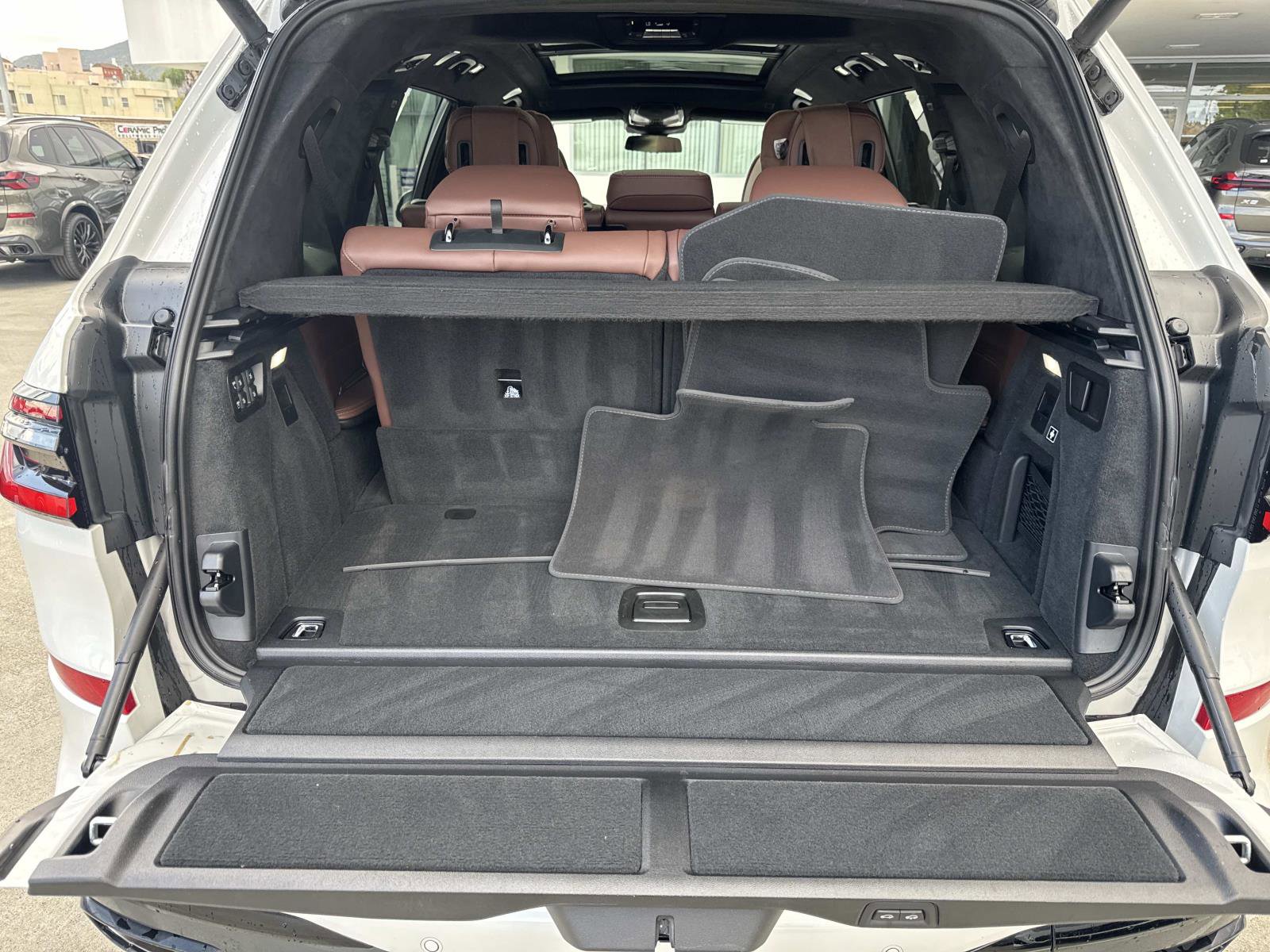 Used 2024 BMW X7 xDrive40i AWD/4WD image 5