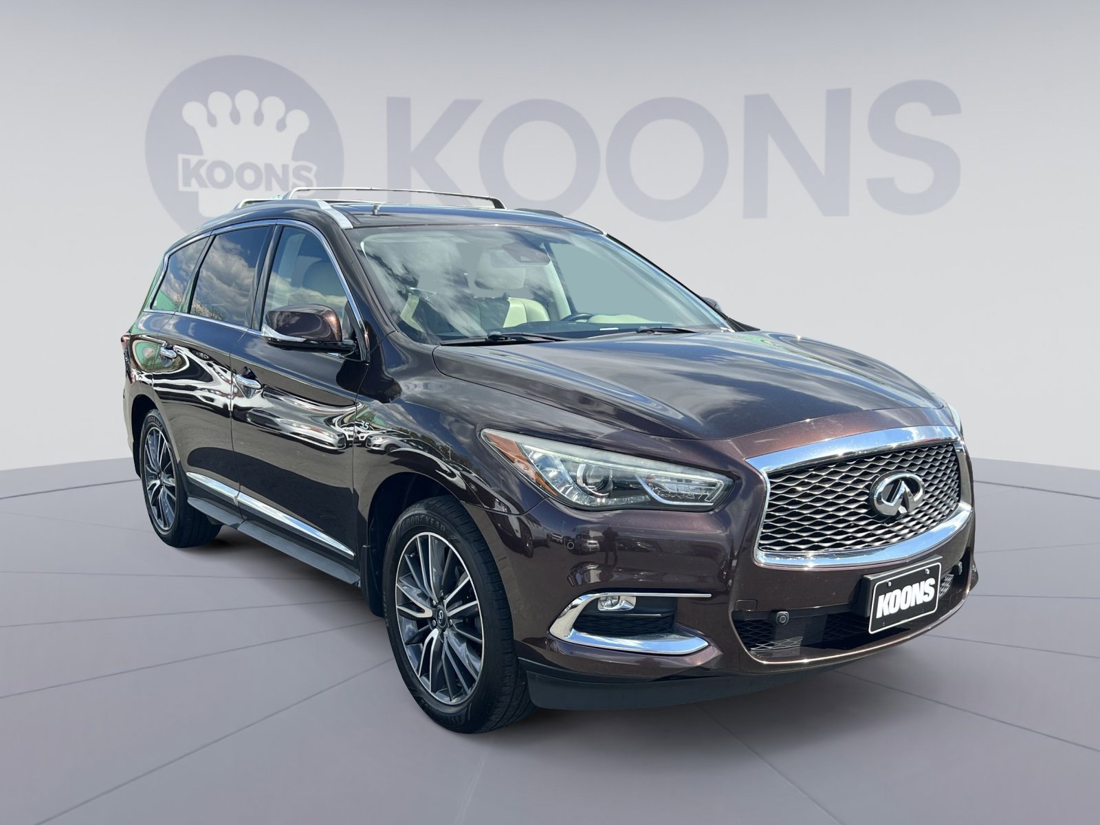 Used 2020 INFINITI QX60 Luxe w/ Sensory Package FWD image 18