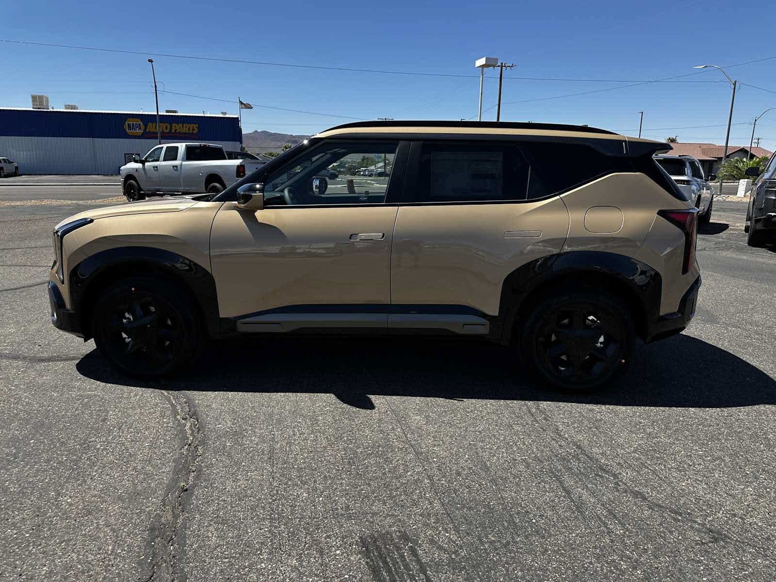 New 2027 Kia Seltos X-Line S w/ X-Line S Premium Package AWD/4WD image 6