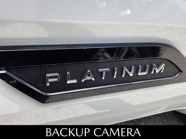 Used 2023 Toyota Sequoia Platinum AWD/4WD image 6