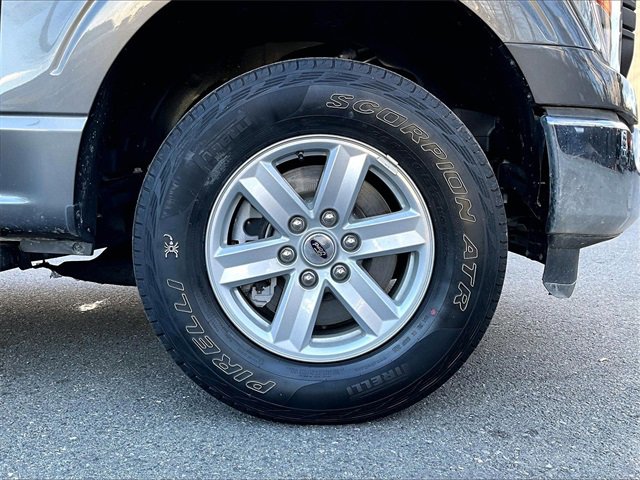Used 2021 Ford F150 XL w/ Trailer Tow Package image 9