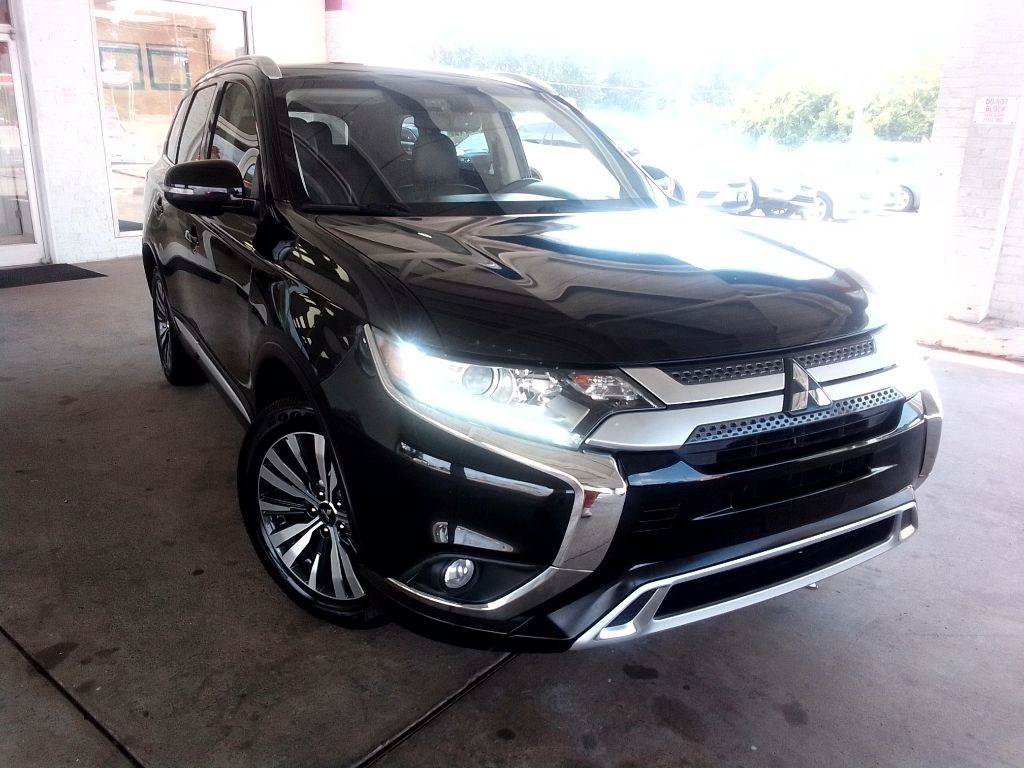 Used 2020 Mitsubishi Outlander SEL FWD image 2