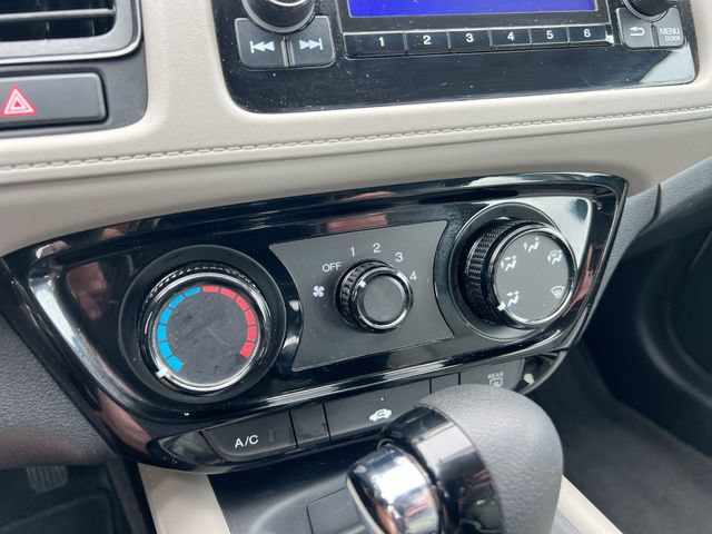 Used 2021 Honda HR-V LX image 11