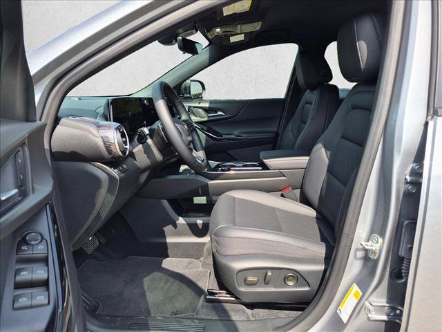 New 2026 Chevrolet Equinox LT w/ Convenience Package II FWD image 15