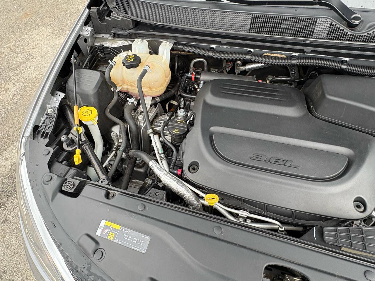 Used 2020 Chrysler Pacifica Touring w/ Advanced Safetytec Group FWD image 56