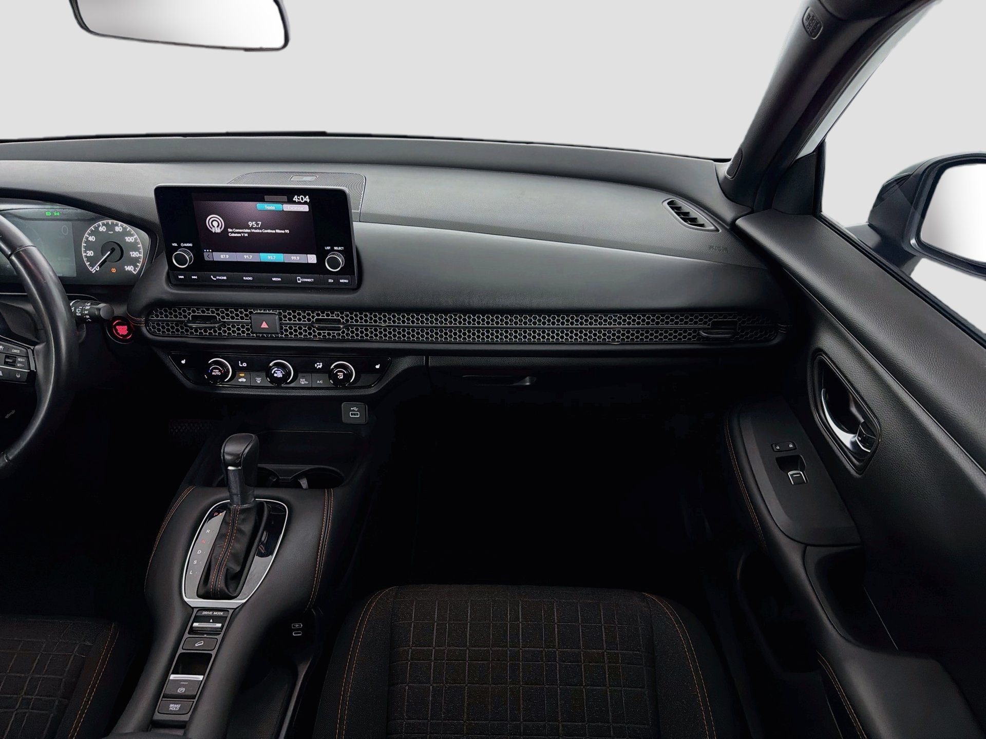 Used 2025 Honda HR-V Sport image 17