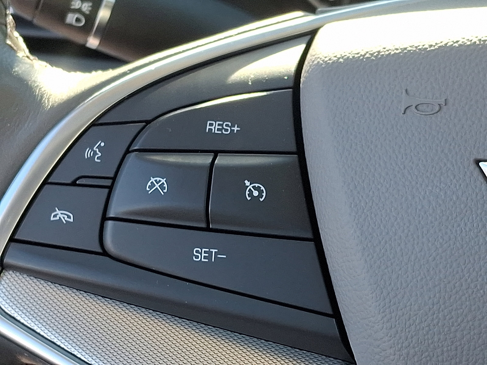 Certified 2024 Cadillac XT5 Premium Luxury image 19