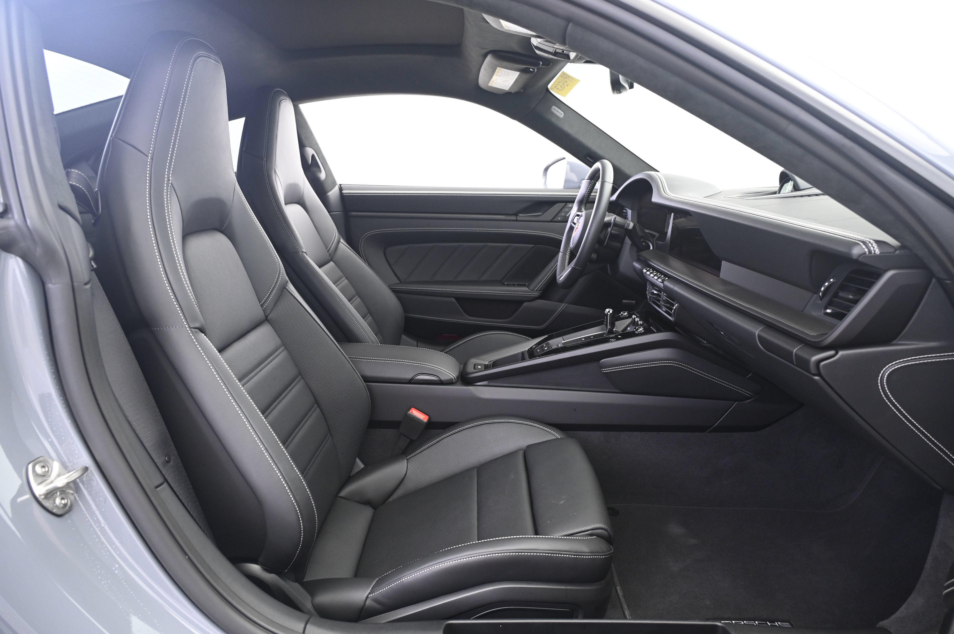 Certified 2026 Porsche 911 Carrera GTS RWD image 19