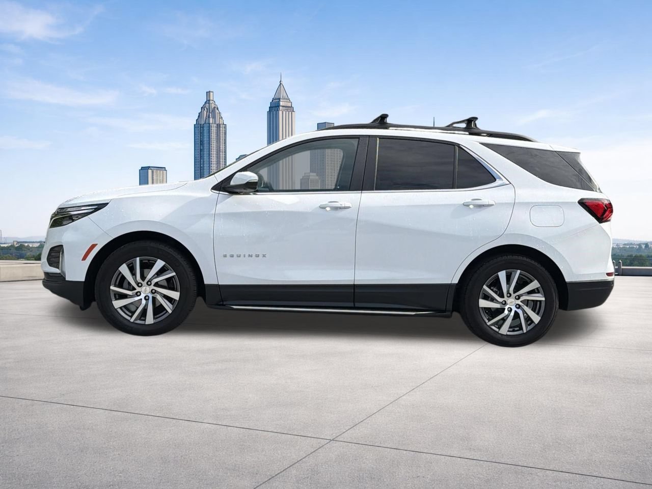 Used 2024 Chevrolet Equinox LT FWD image 24