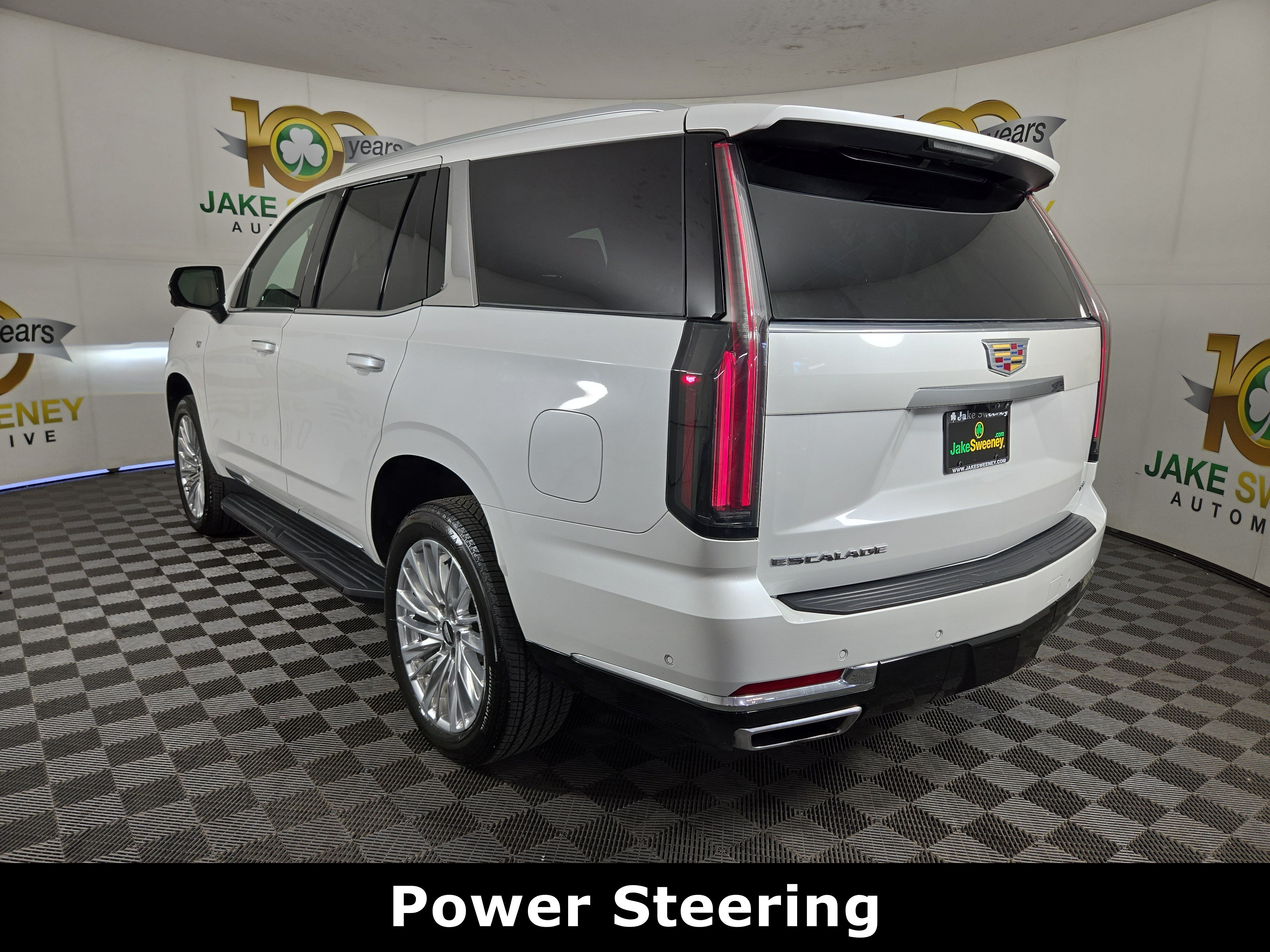 Certified 2025 Cadillac Escalade Premium Luxury w/ LPO, Floor Liner Package AWD/4WD image 6