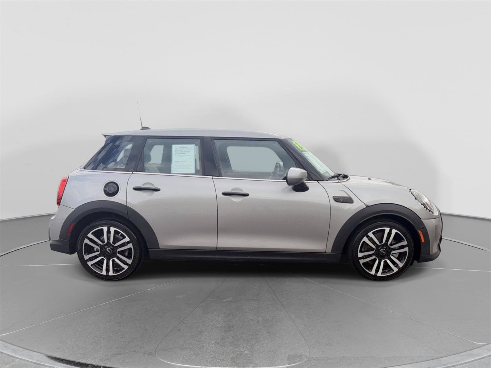 Used 2024 MINI Cooper S FWD image 6