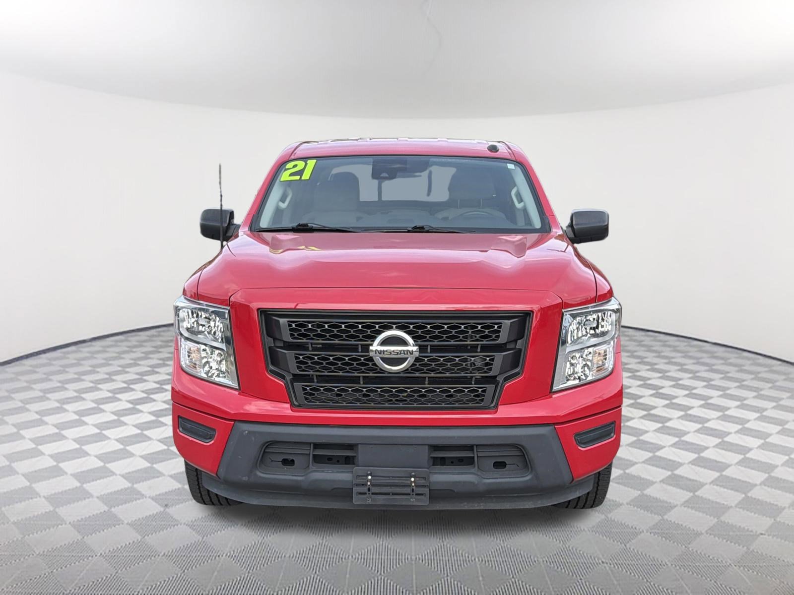 Used 2021 Nissan Titan SV w/ Accessory Utility Package RWD image 2