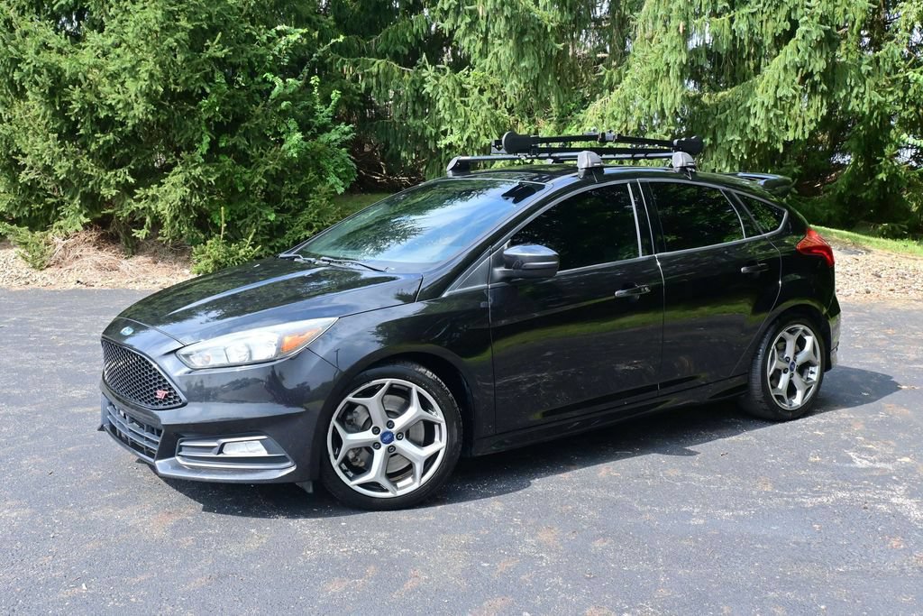 Used 2015 Ford Focus ST FWD image 2