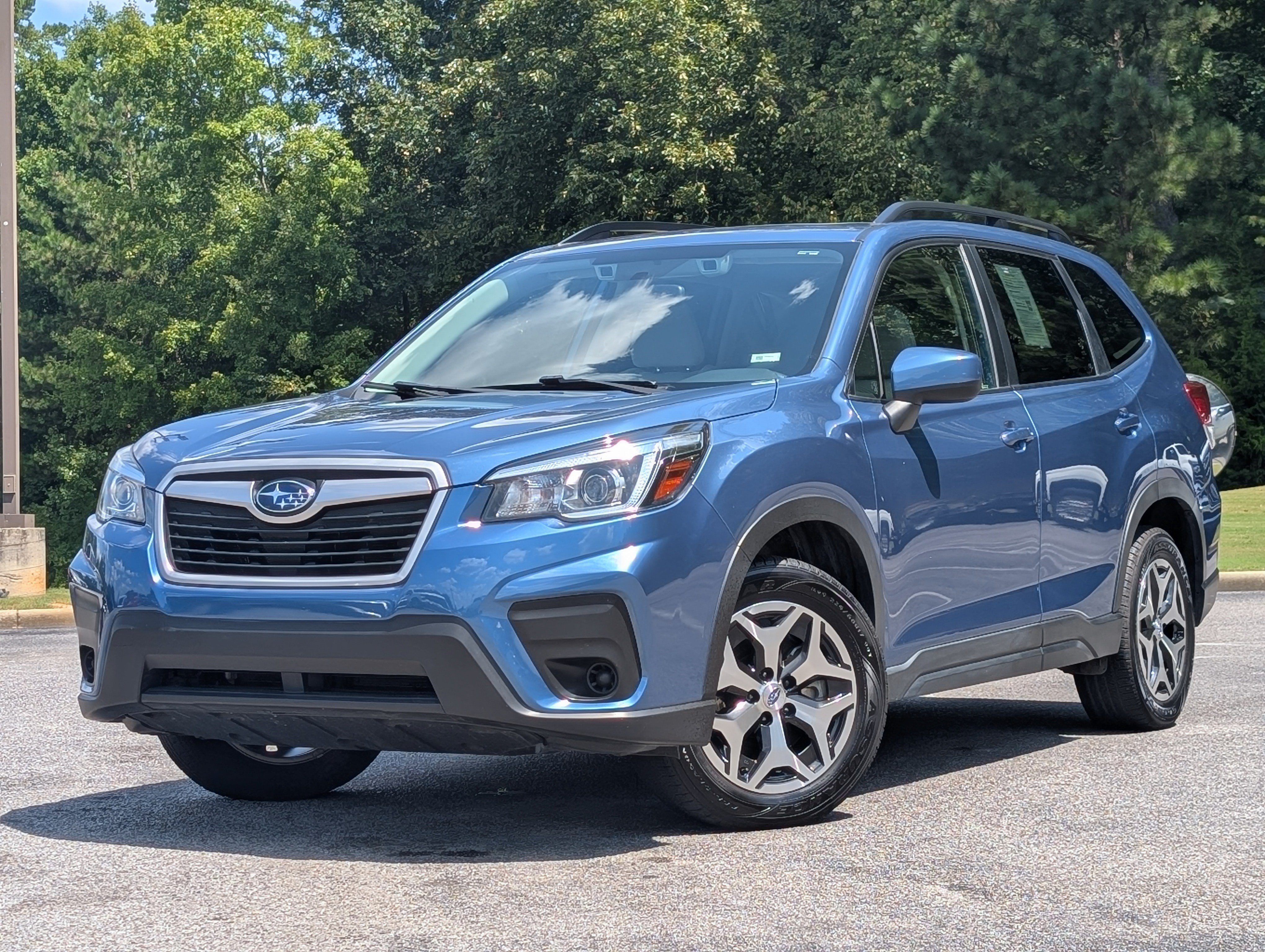 Used 2020 Subaru Forester Premium AWD/4WD image 4