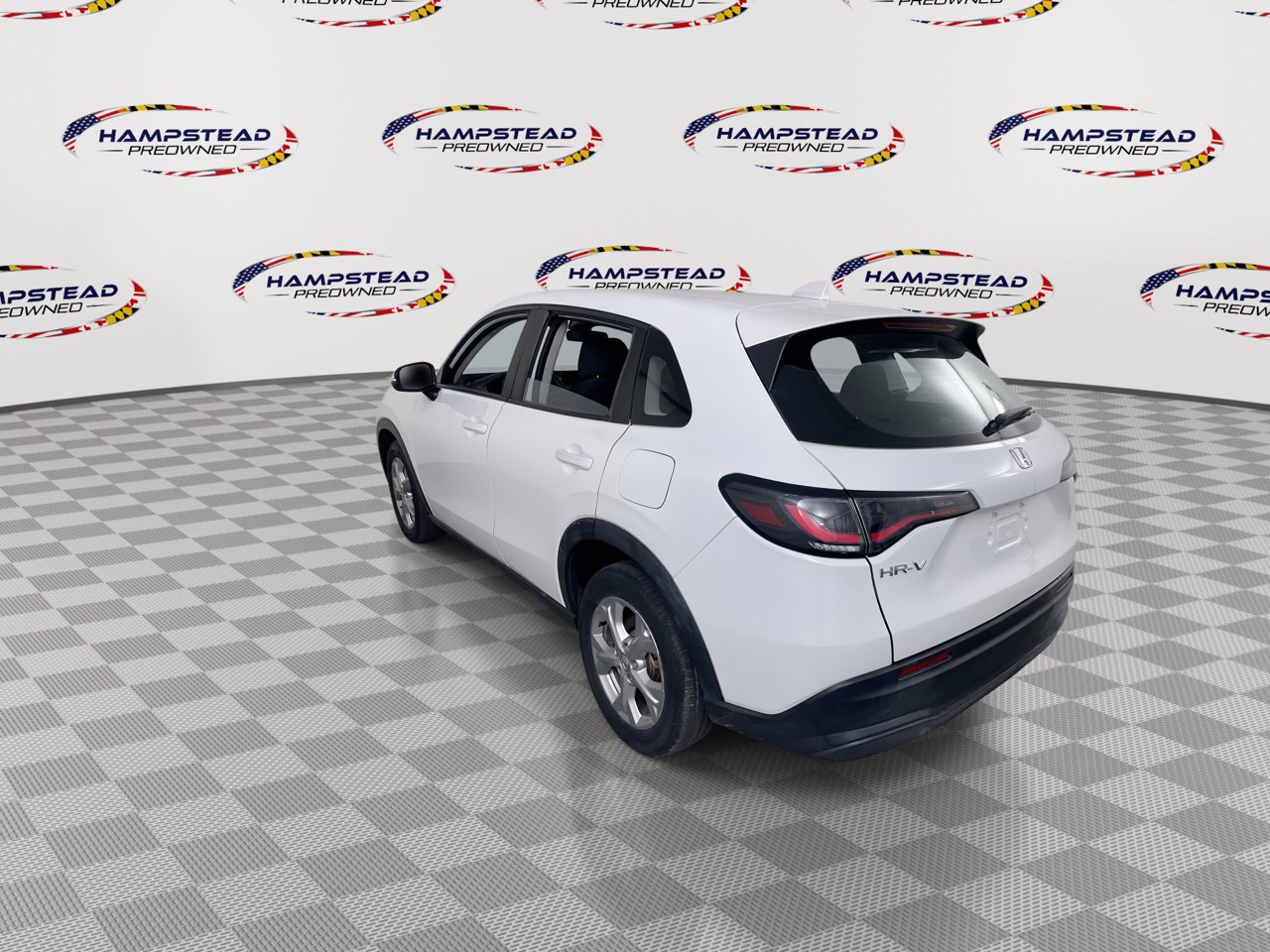 Used 2023 Honda HR-V LX image 6