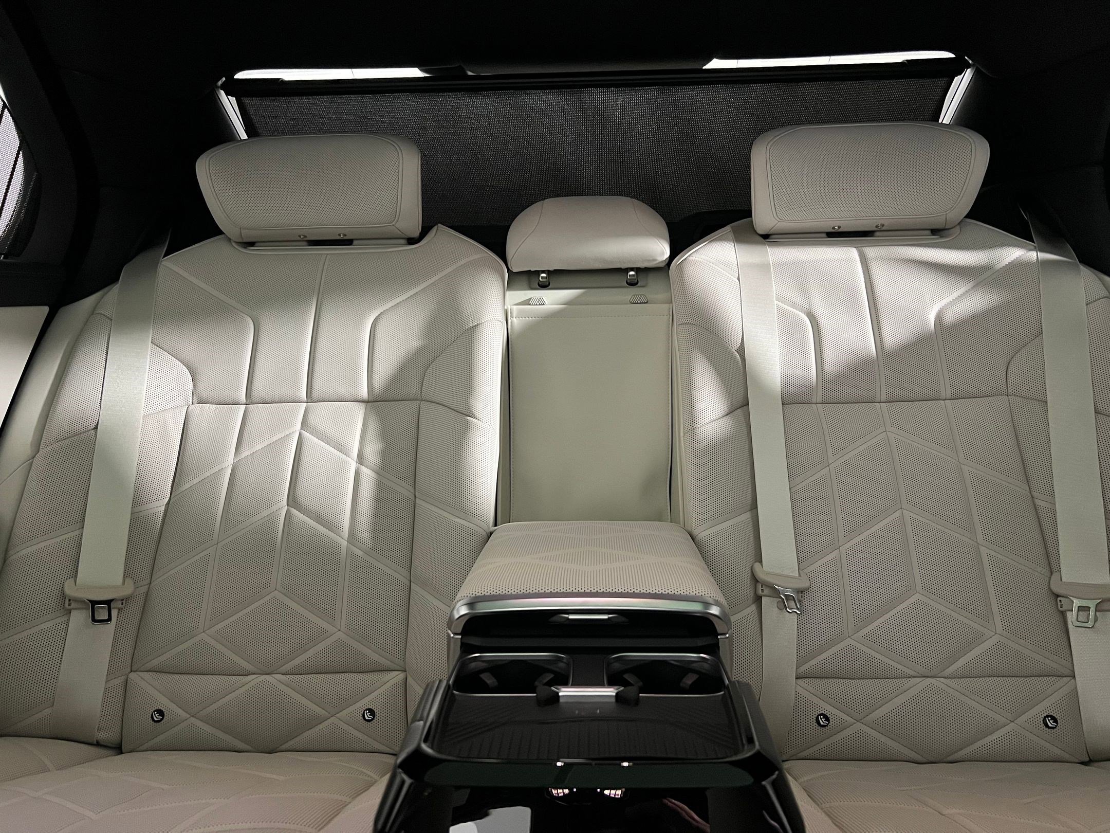 New 2026 BMW 760i xDrive w/ Executive Package image 32