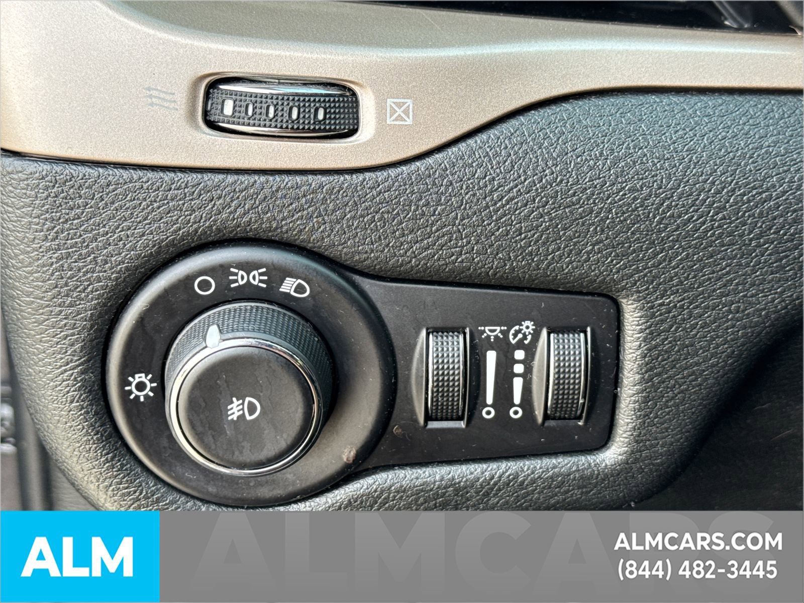 Used 2014 Jeep Cherokee Latitude image 37