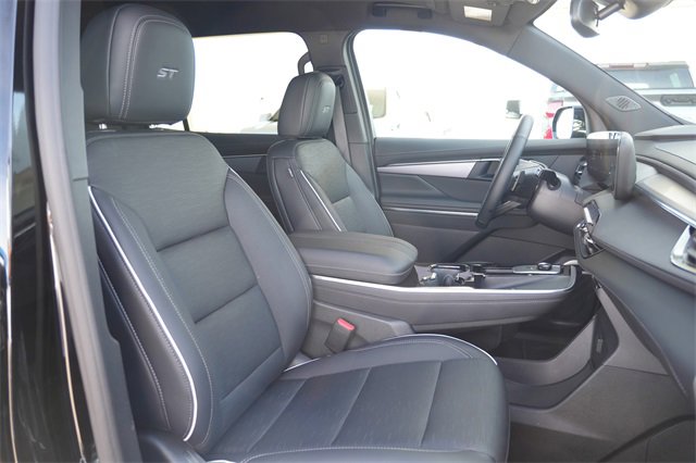 Used 2026 Buick Enclave Sport Touring image 16