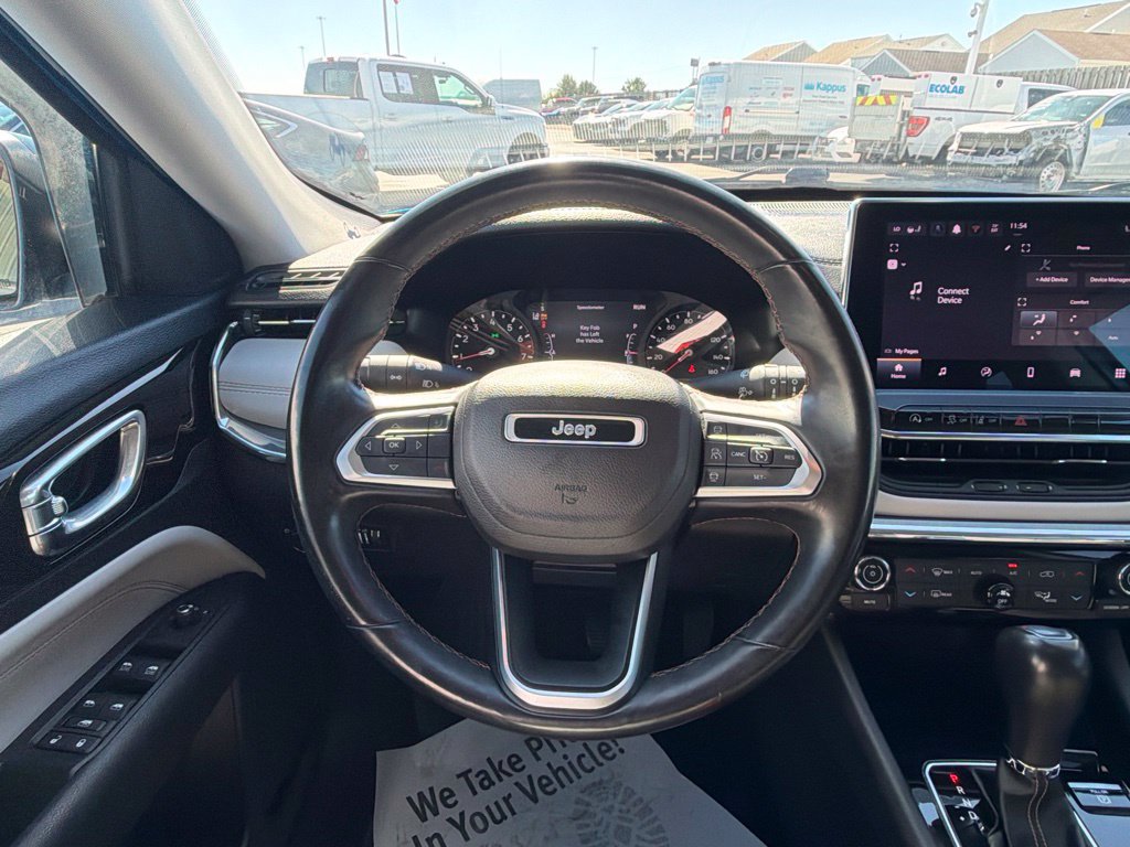 Used 2022 Jeep Compass Limited AWD/4WD image 21