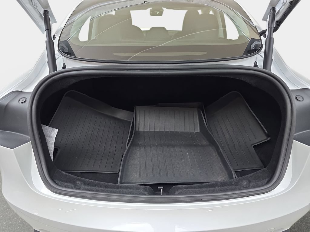 Used 2024 Tesla Model 3 Standard Range RWD image 14