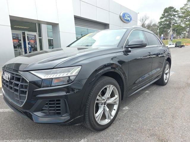 Used 2023 Audi Q8 Premium image 41