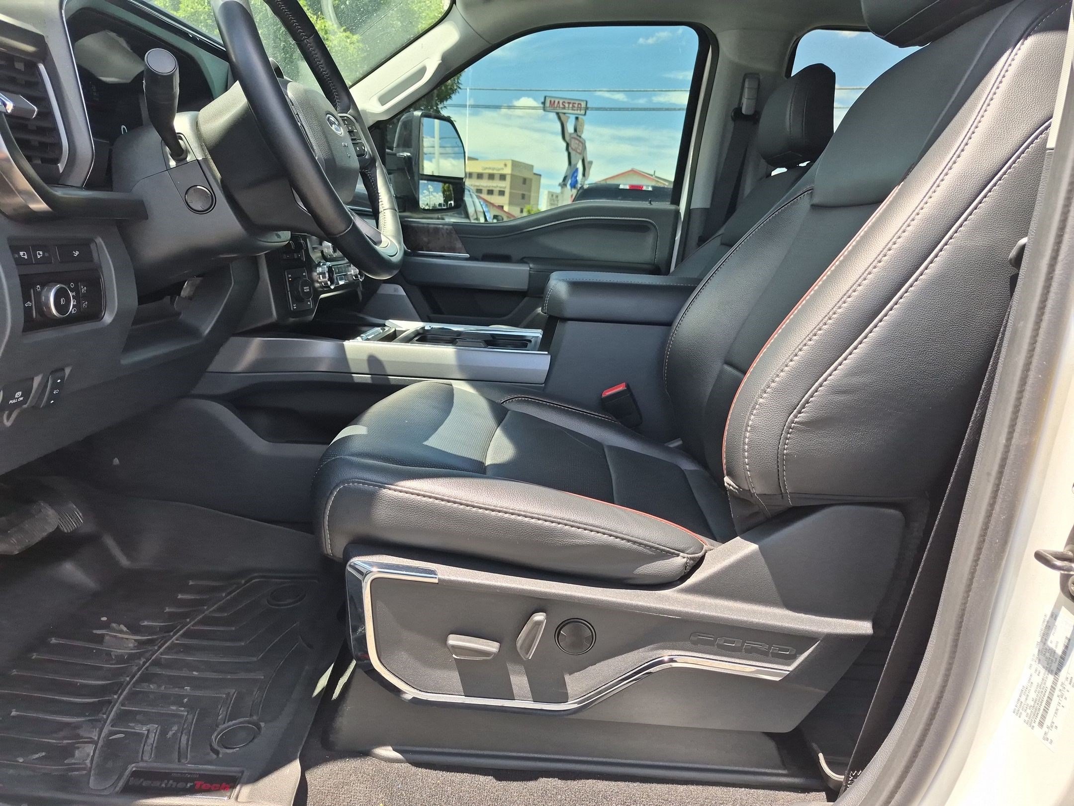 Used 2024 Ford F350 Lariat AWD/4WD image 18