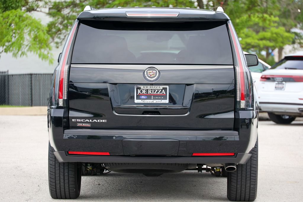 Used 2015 Cadillac Escalade Luxury RWD image 23