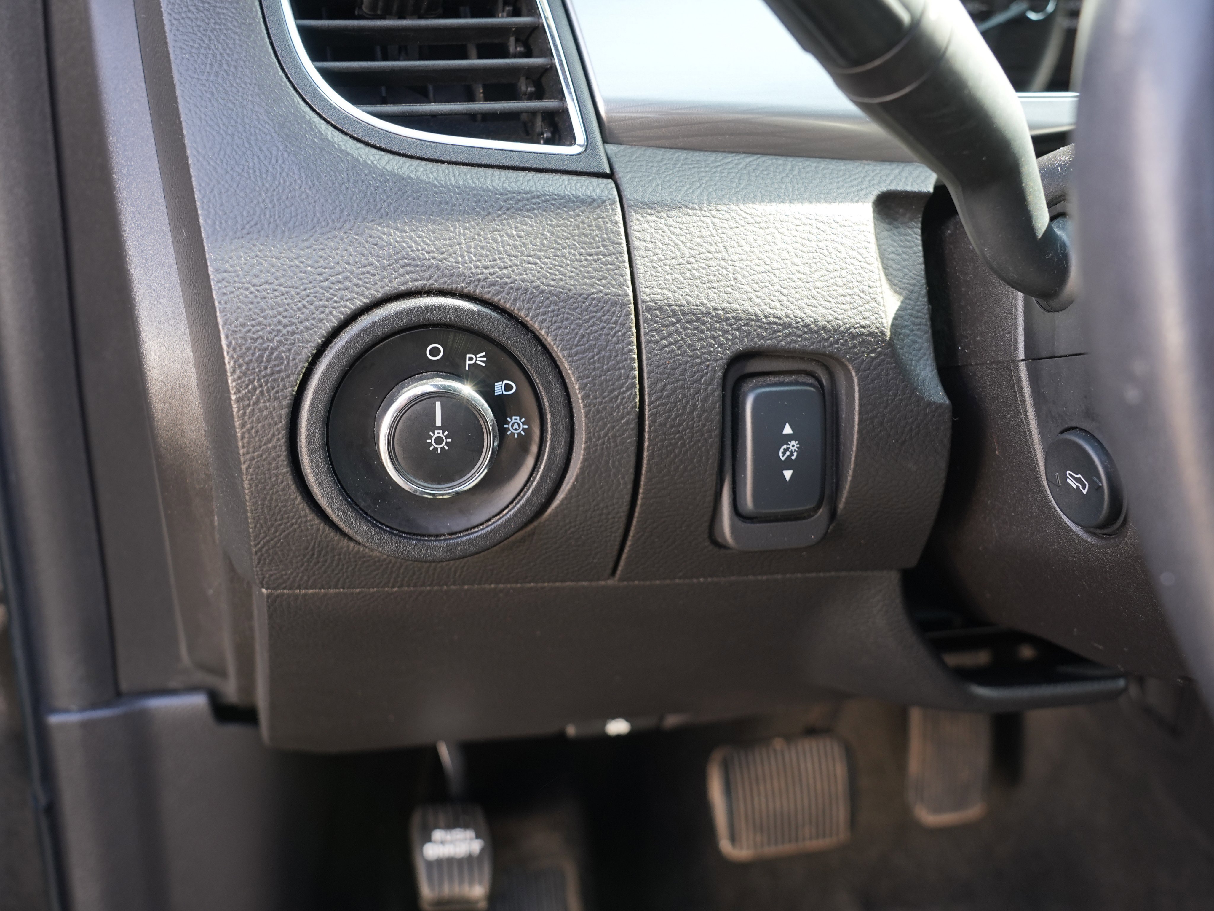 Used 2015 Ford Taurus SEL w/ Equipment Group 201A image 19