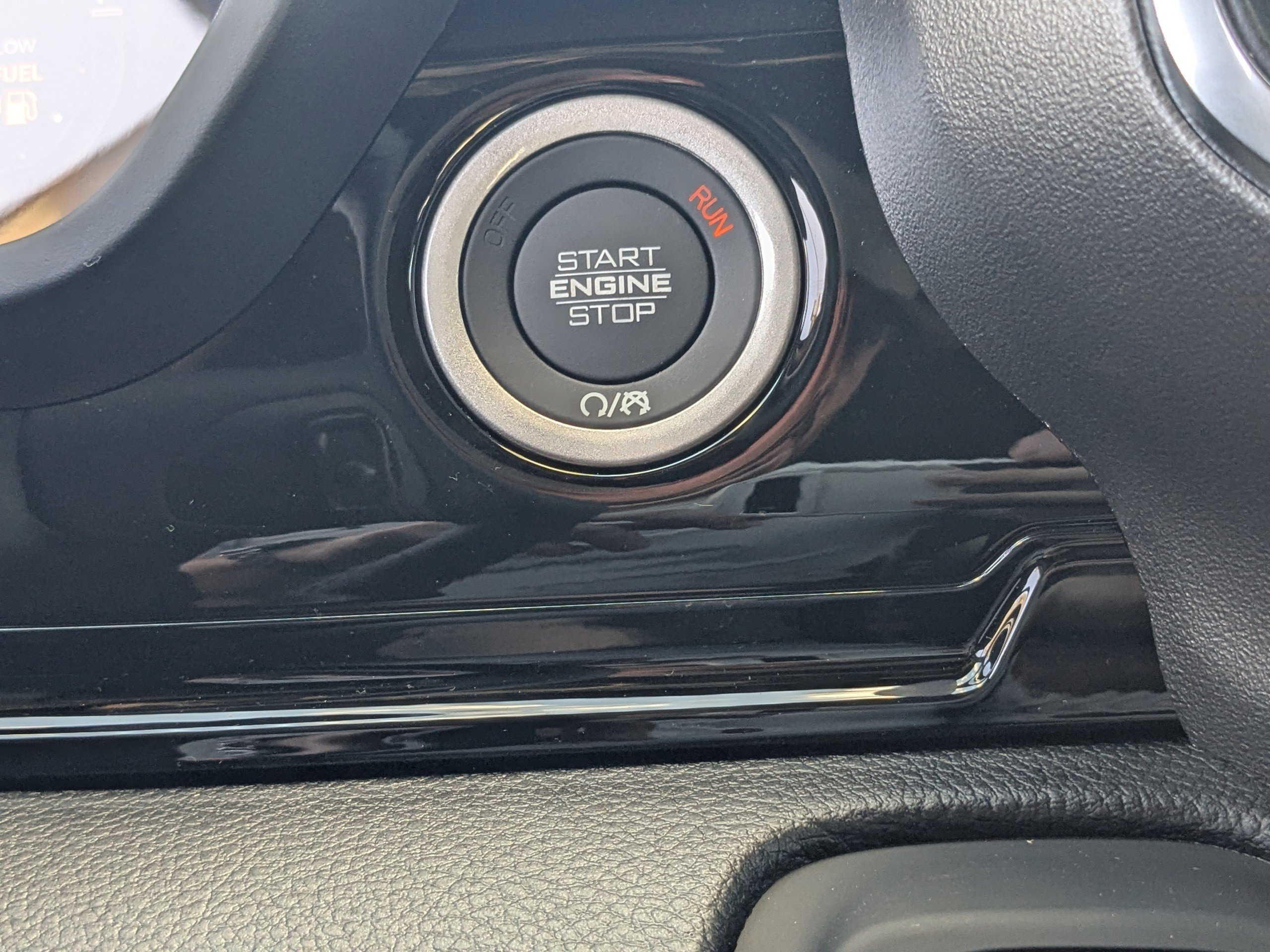 New 2026 RAM 1500 Laramie w/ Night Edition image 27