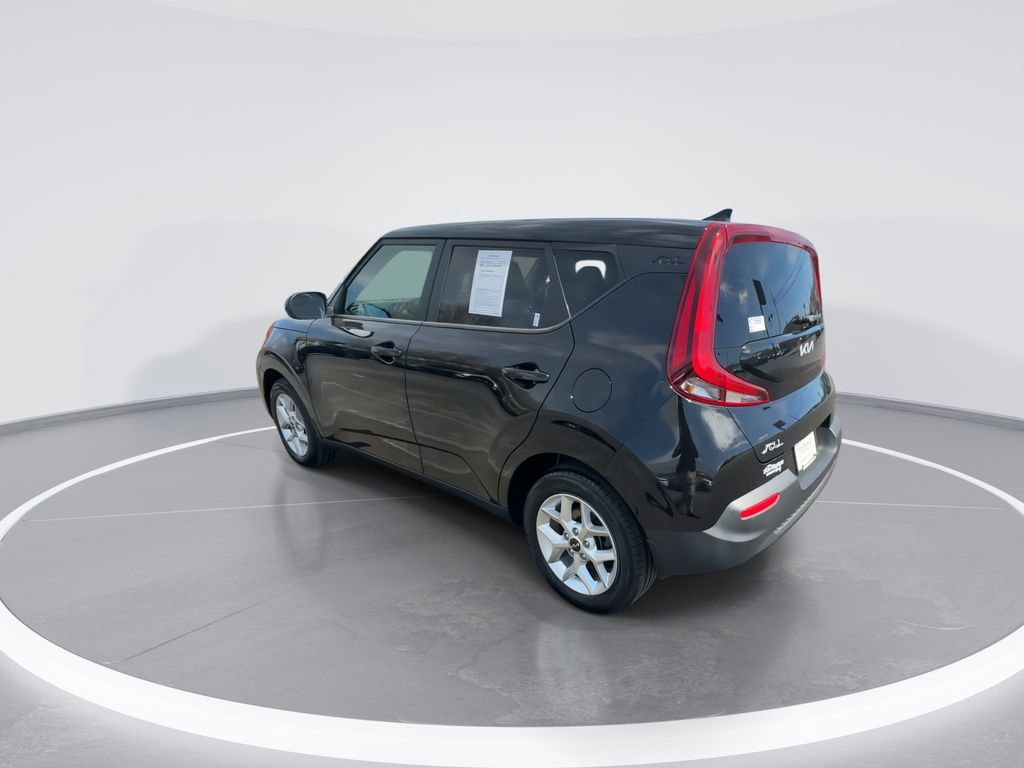 Used 2022 Kia Soul S image 6