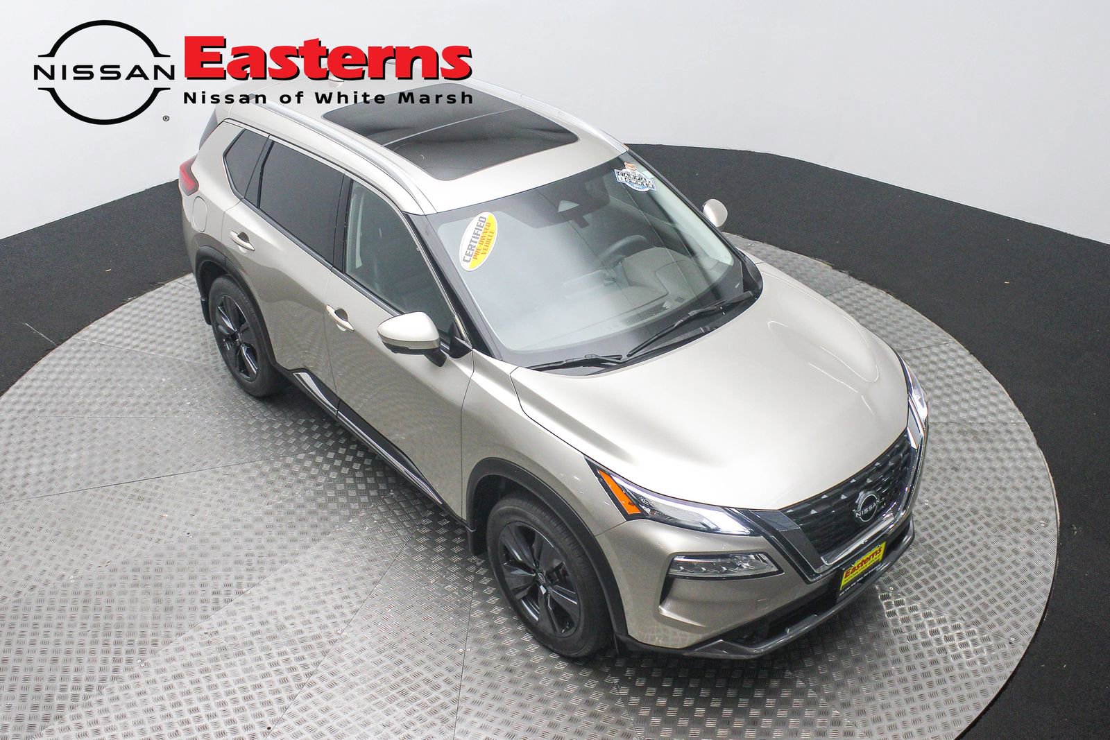 Used 2022 Nissan Rogue SL image 3