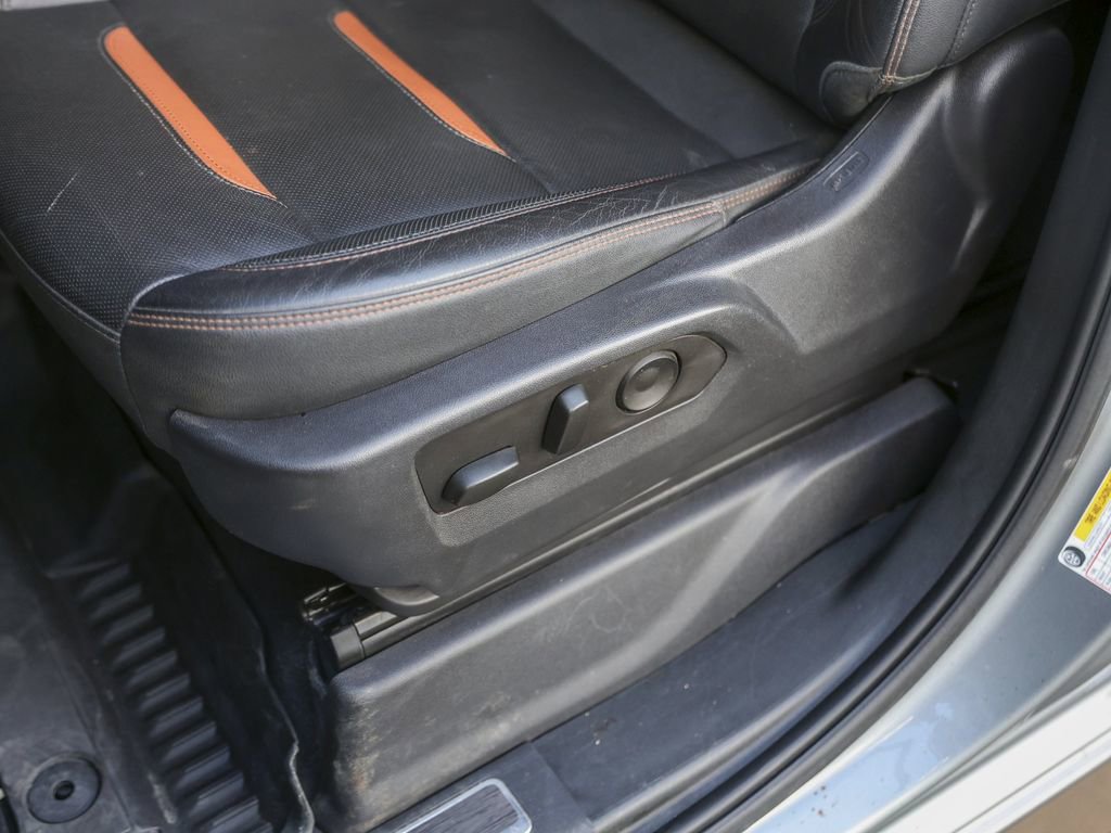 Used 2024 GMC Sierra 1500 AT4 w/ AT4 Preferred Package AWD/4WD image 17