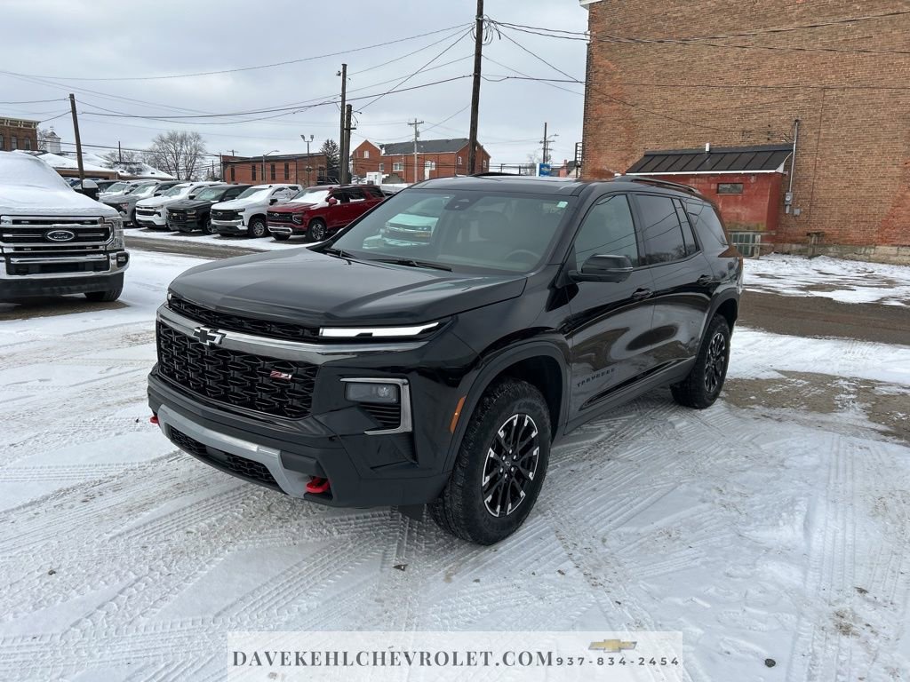 Used 2025 Chevrolet Traverse Z71 w/ Driver Confidence Package
