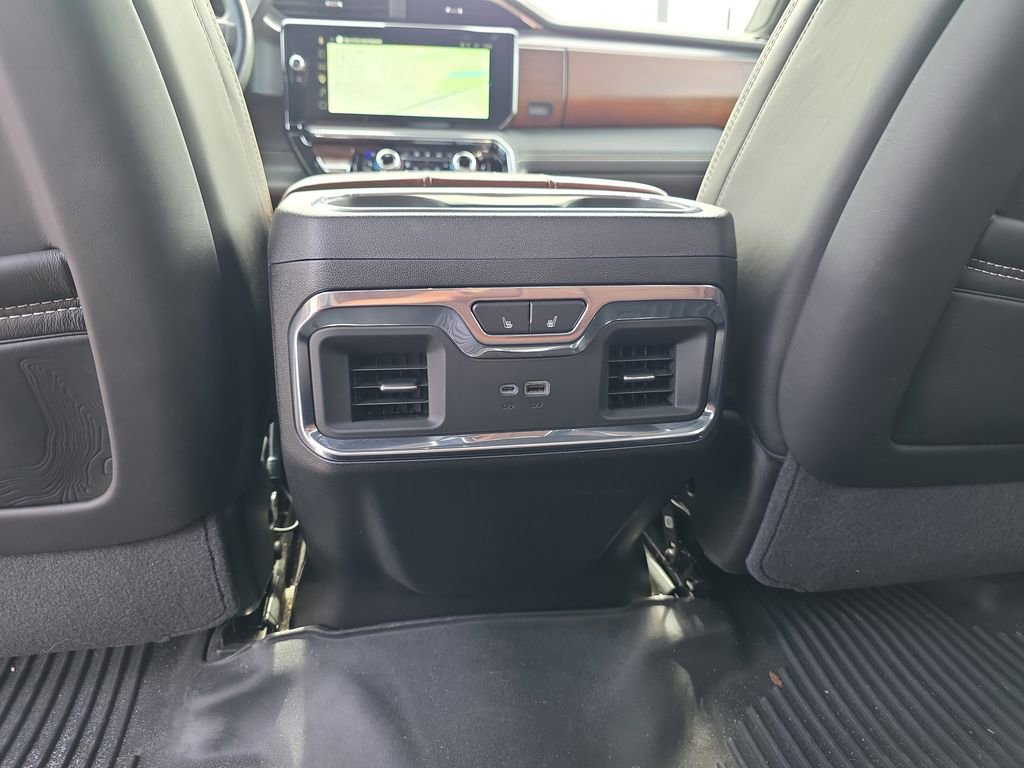Used 2025 GMC Sierra 2500 Denali Ultimate image 35