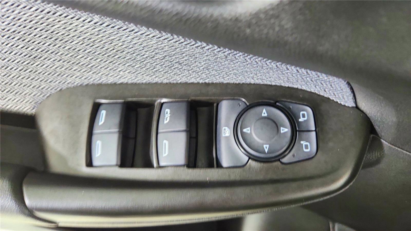 Used 2024 Chevrolet TrailBlazer LT image 26