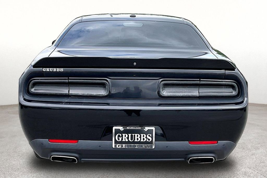 Used 2019 Dodge Challenger GT w/ Performance Handling Group RWD image 6
