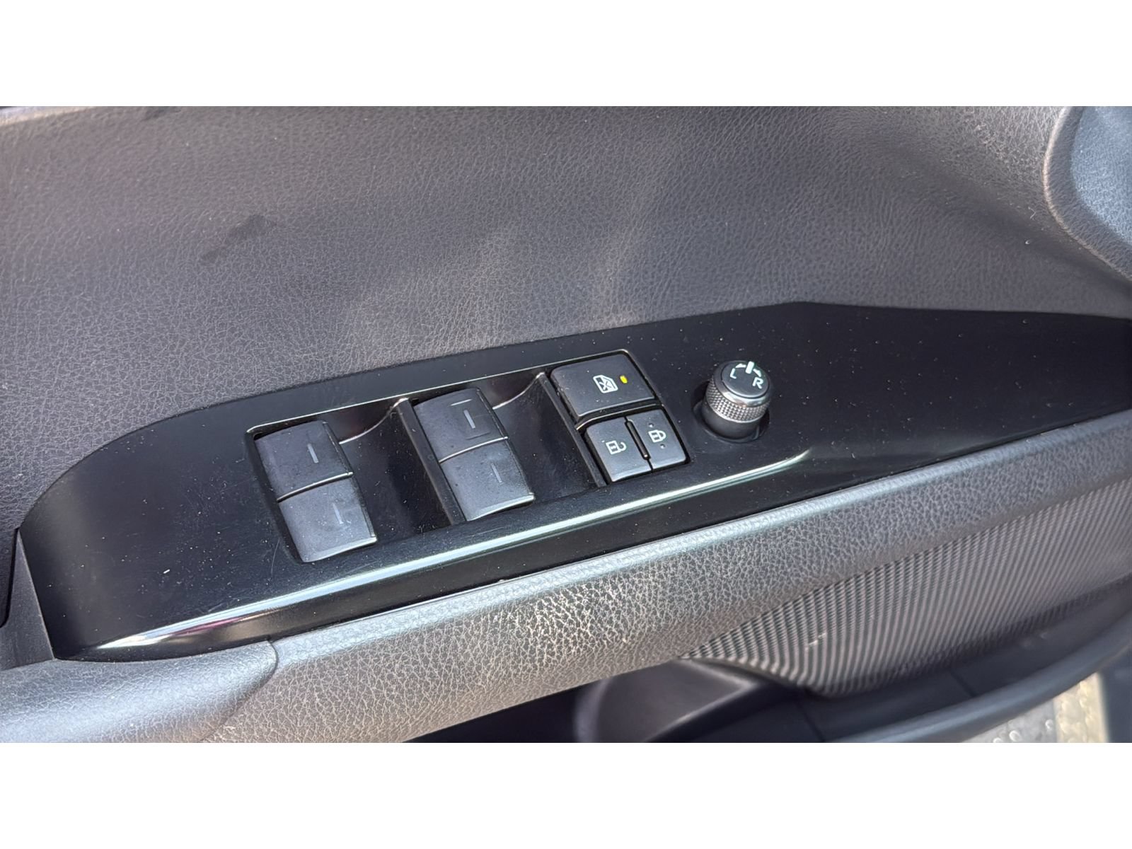 Certified 2025 Toyota Camry LE FWD image 14