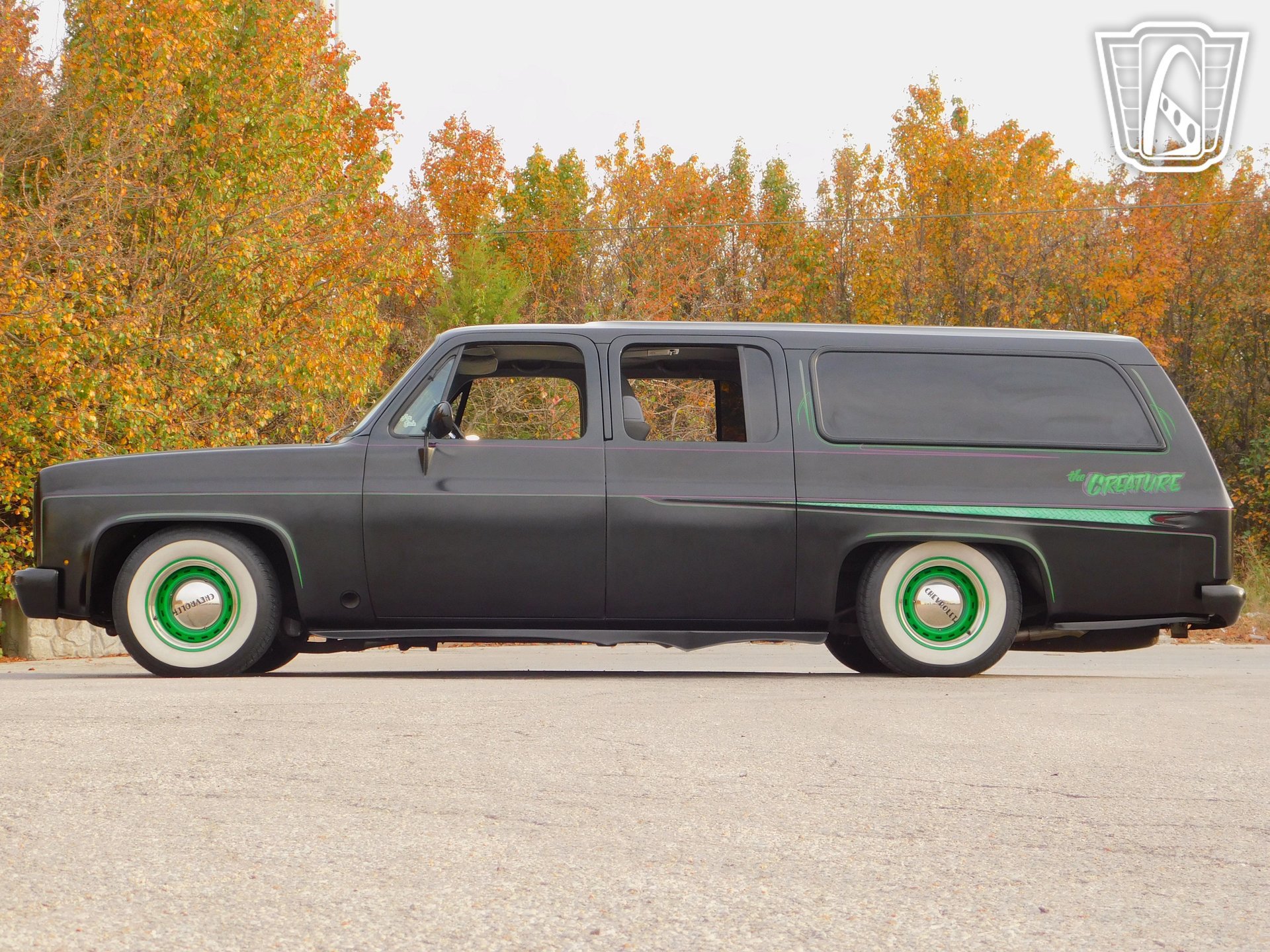 Used 1988 Chevrolet Suburban 2WD image 14