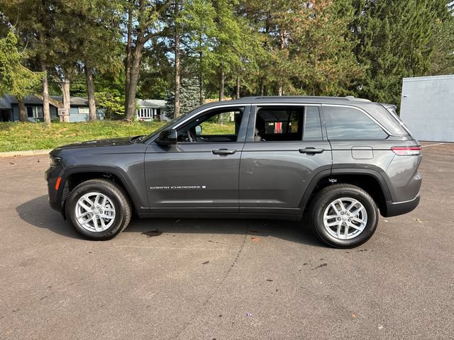 New 2026 Jeep Grand Cherokee Laredo X AWD/4WD image 3