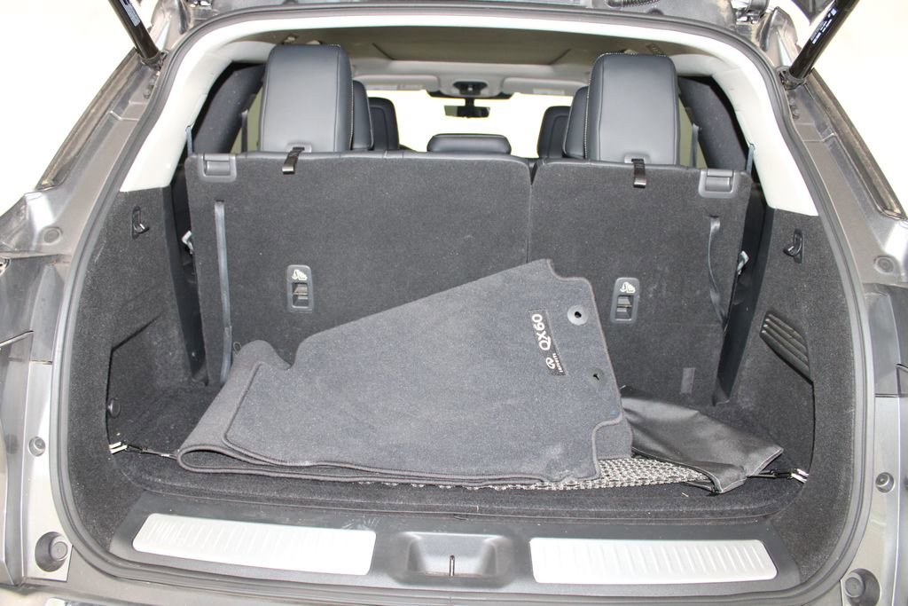 Used 2023 INFINITI QX60 Luxe w/ Vision Package FWD image 13
