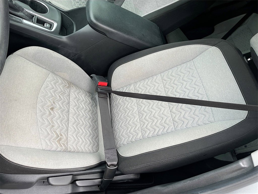 Used 2022 Chevrolet Equinox LS image 18