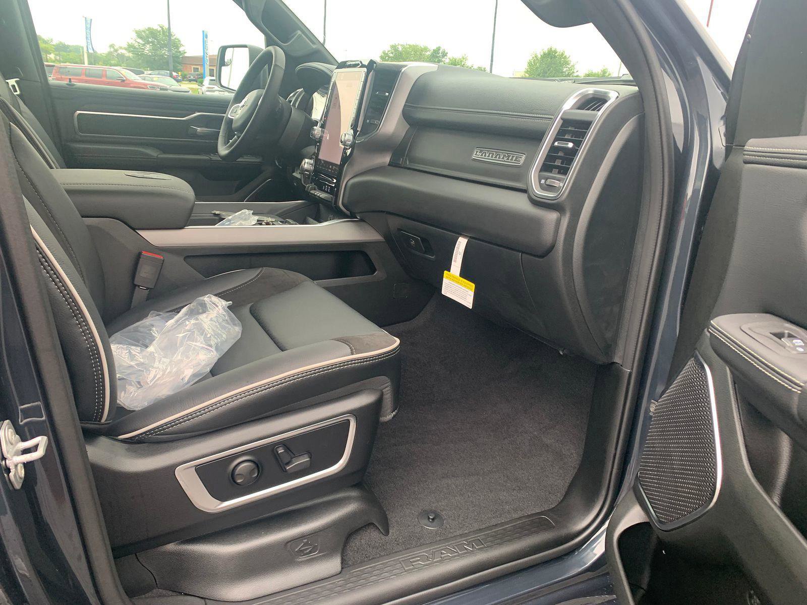 New 2026 RAM 1500 Laramie w/ Sport Appearance Package image 10