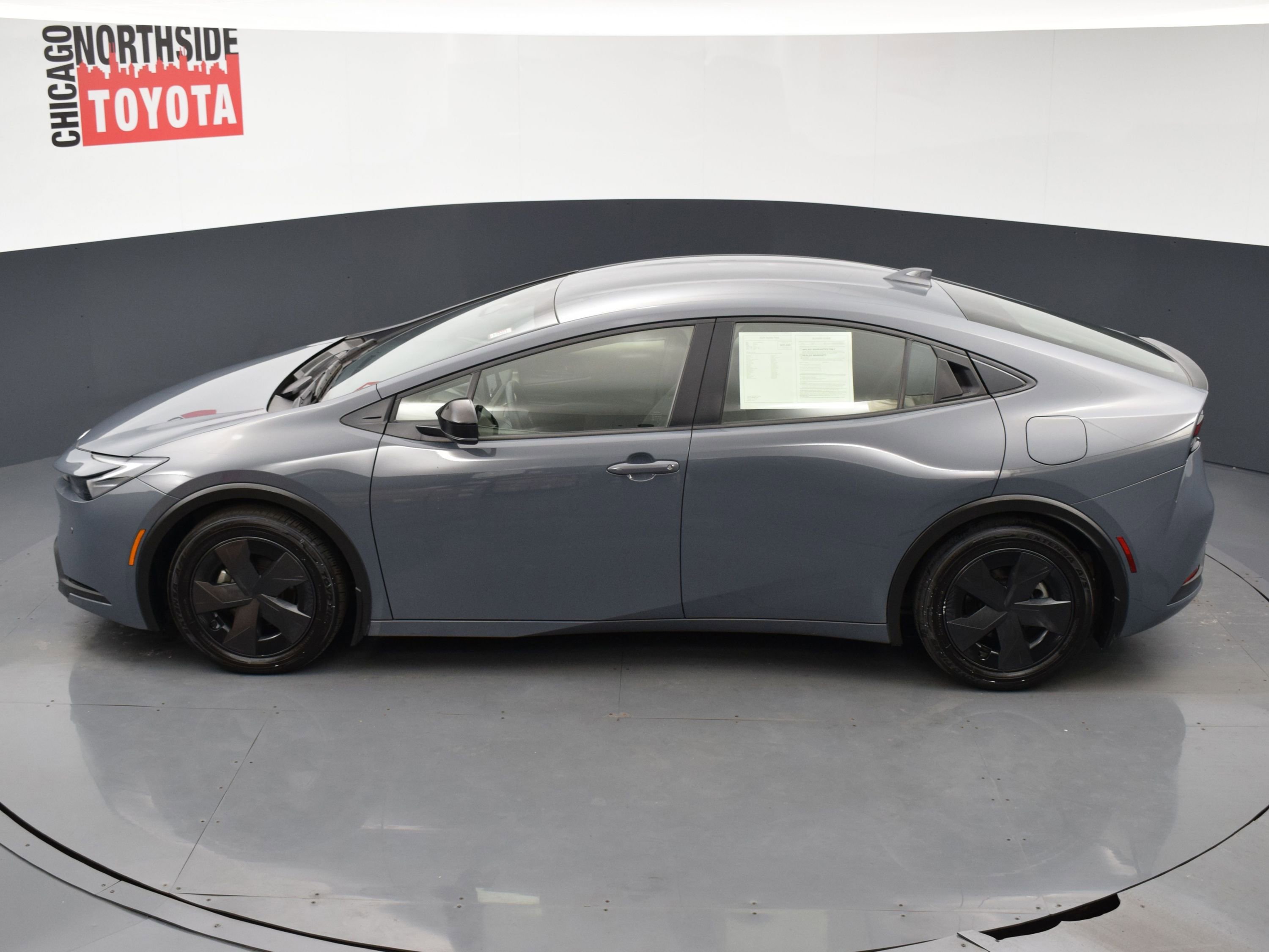Used 2025 Toyota Prius LE image 17