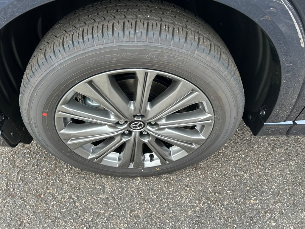 New 2025 MAZDA CX-5 Signature image 12