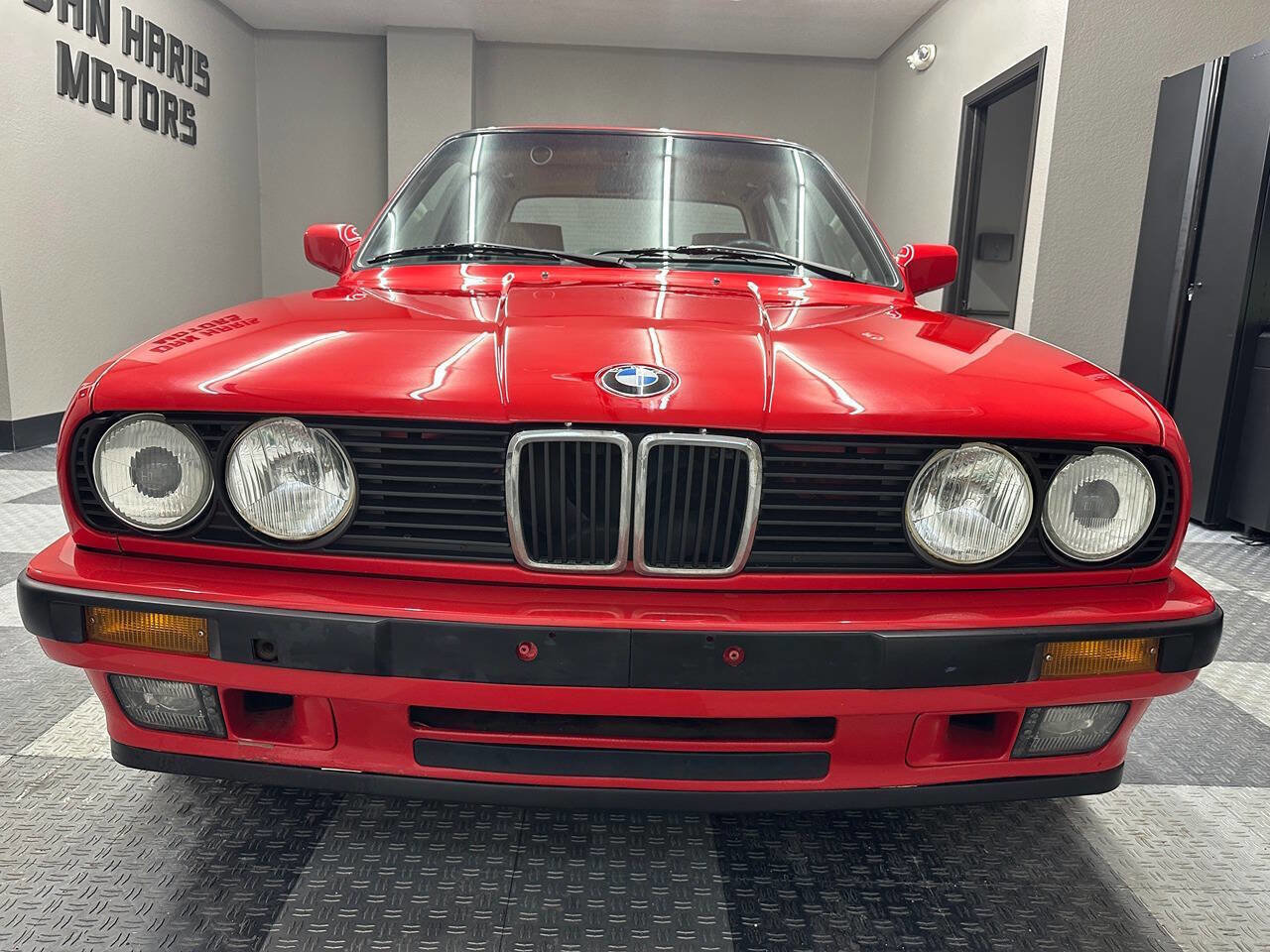 Used 1991 BMW 318i Sedan image 8