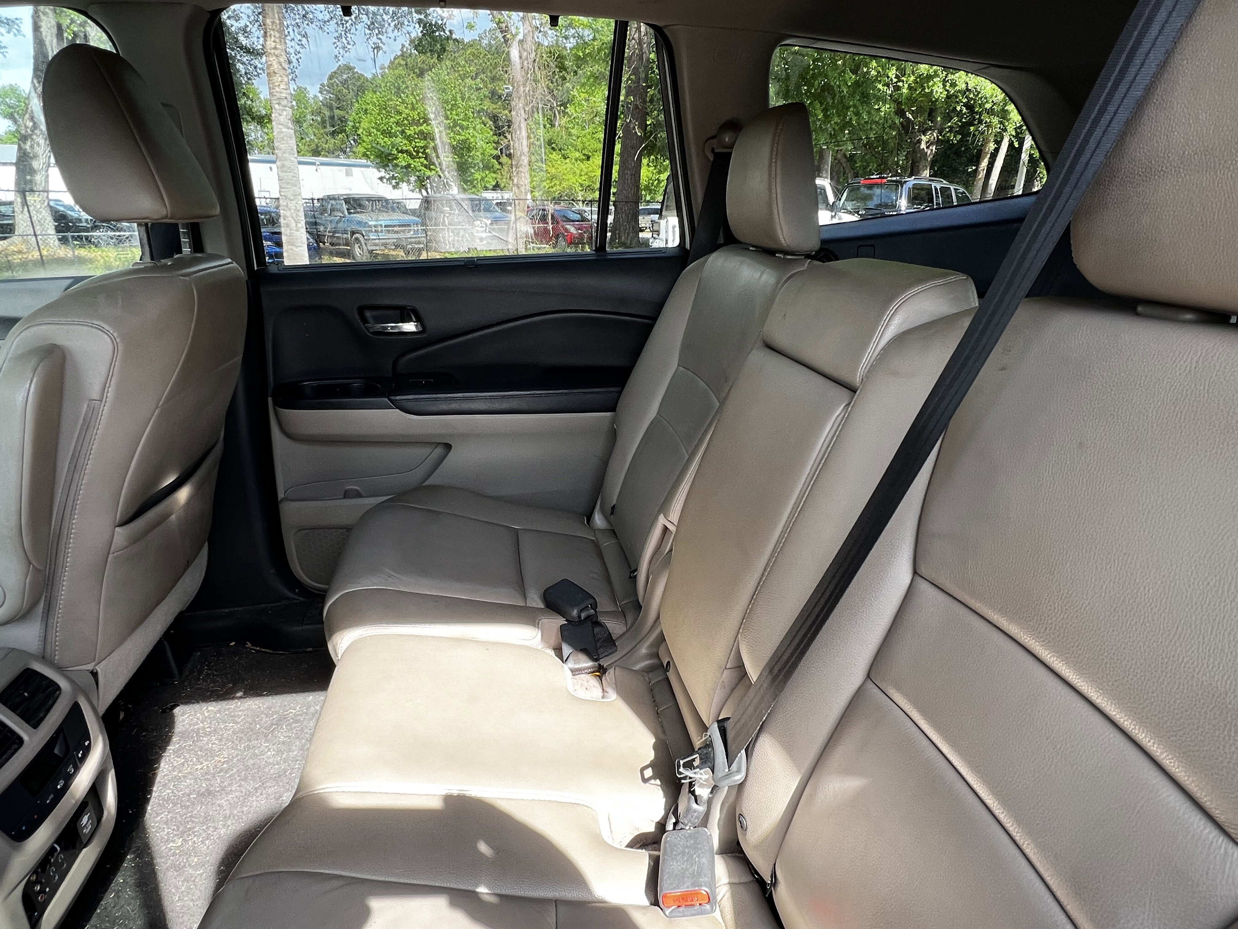 Used 2016 Honda Pilot EX-L image 31