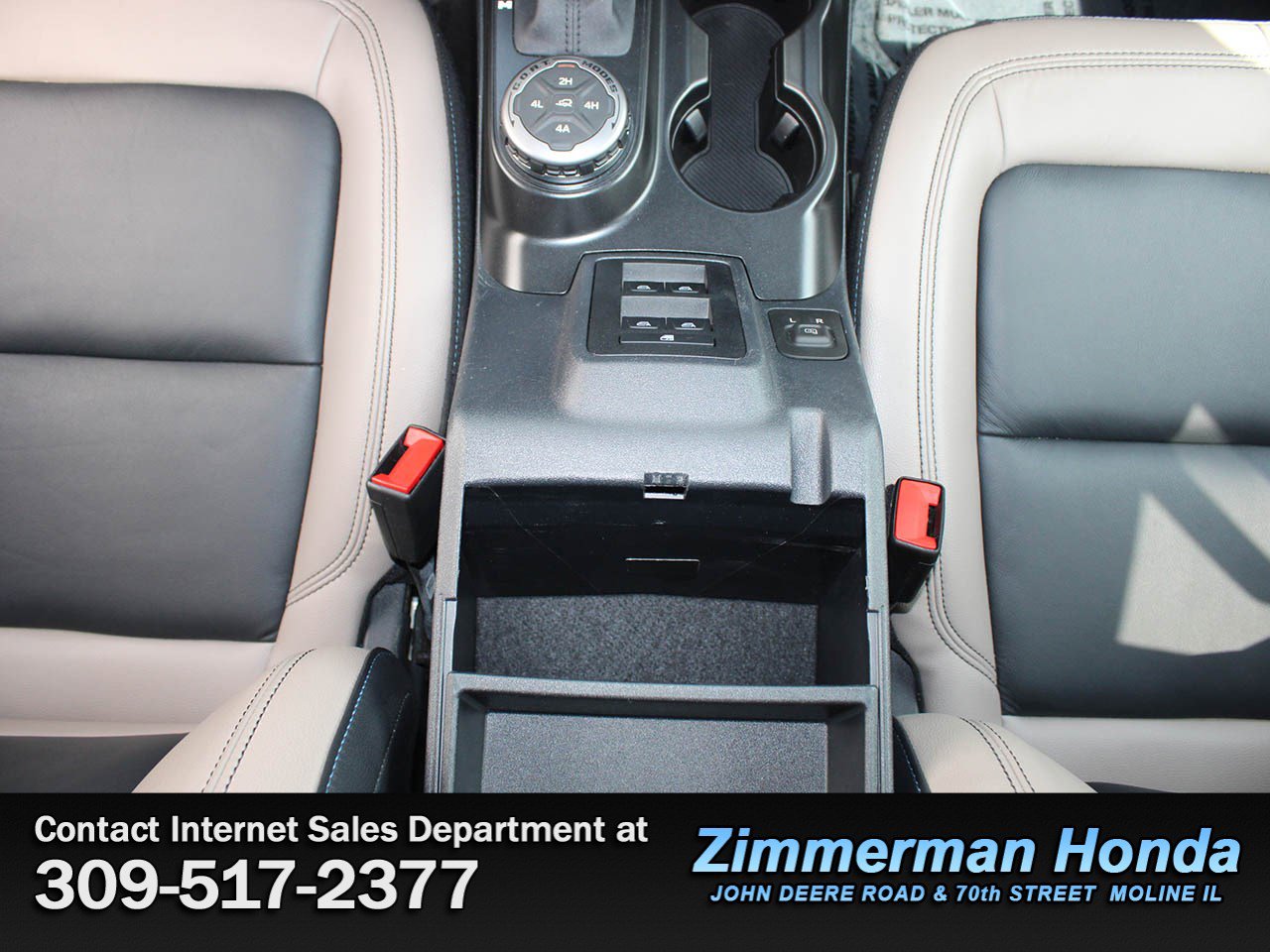 Used 2023 Ford Bronco Wildtrak AWD/4WD image 18