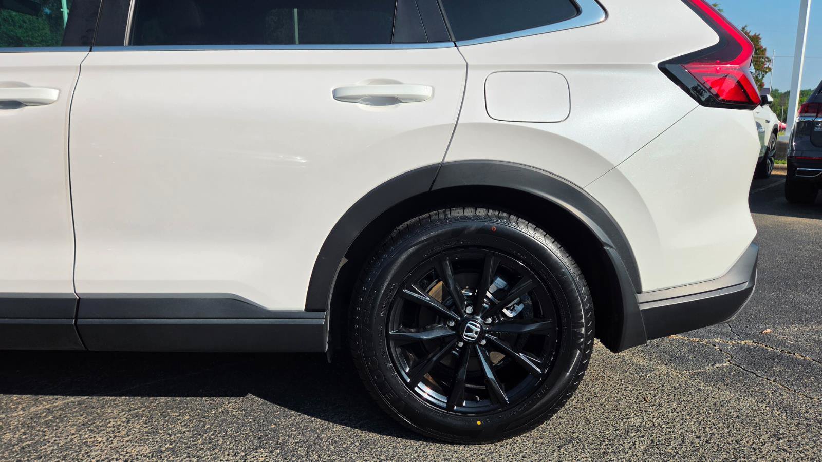 Used 2025 Honda CR-V Sport-L image 13